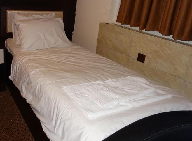 Madera Hotel เอร์เบล ภายนอก รูปภาพ